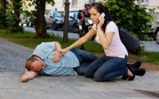 У человека болит голова после обморока