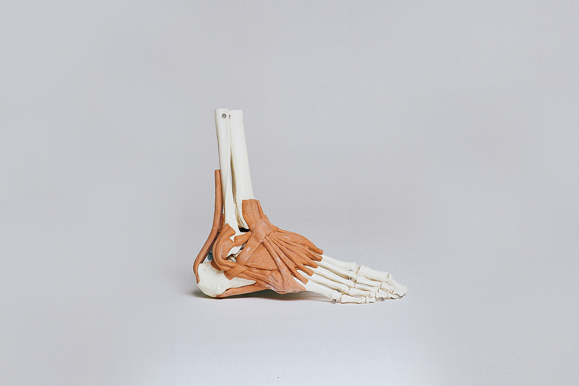 Выдавил прыщ болит голова