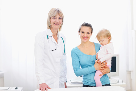 ребенку 5 месяцев болит спина