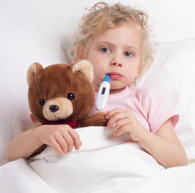 болит голова и высокая температура