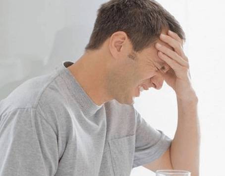 bolit golova posle alkogolya