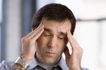 Сильно болит голова таблетки не помогают что делать