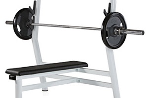 Как безопасно делать жим лежа со штангой